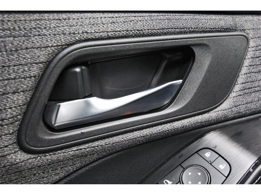 Used 2023 Nissan Rogue SV image 18