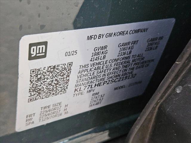 Used 2025 Chevrolet Trax LT image 24