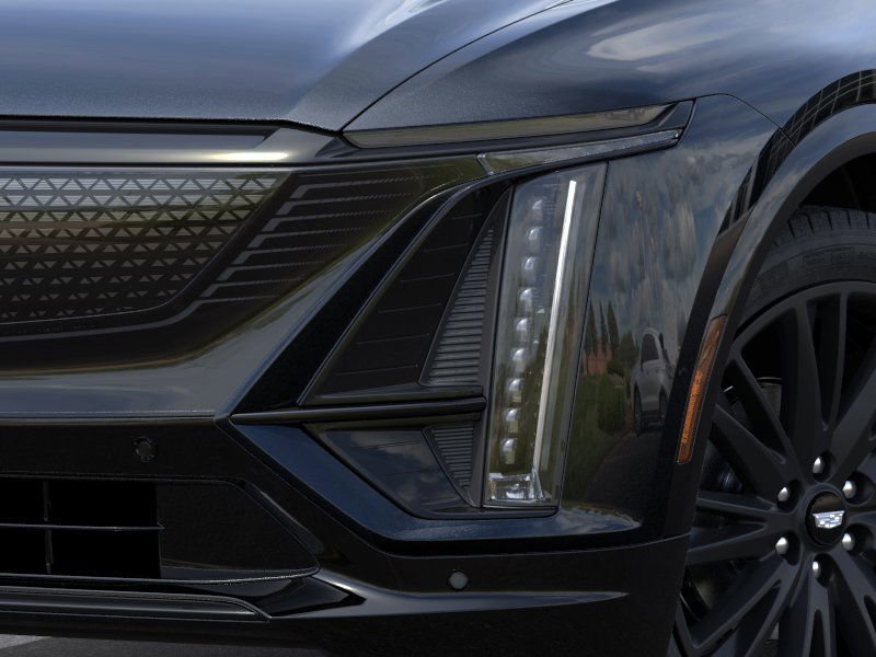 New 2026 Cadillac Lyriq Sport w/ LPO, ONYX Package image 10