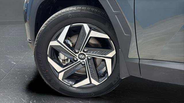 Used 2024 Hyundai Tucson Limited image 38