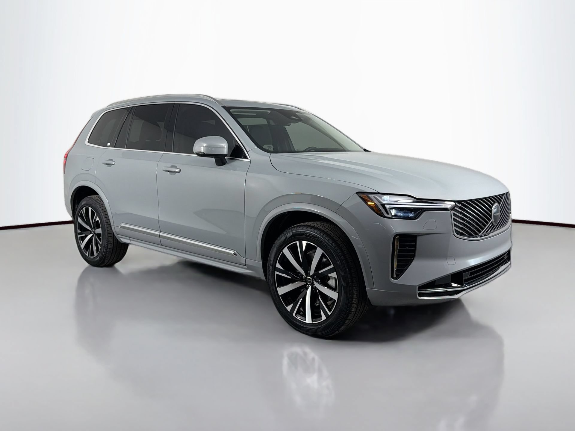 New 2026 Volvo XC90 B6 Core w/ Protection Package Premier AWD/4WD image 3