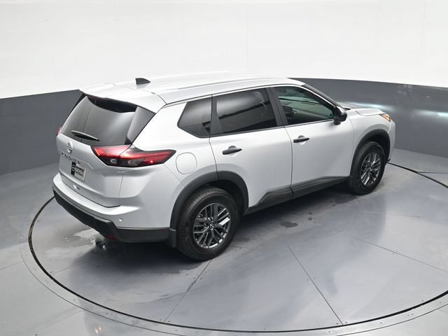 Certified 2025 Nissan Rogue S FWD image 29