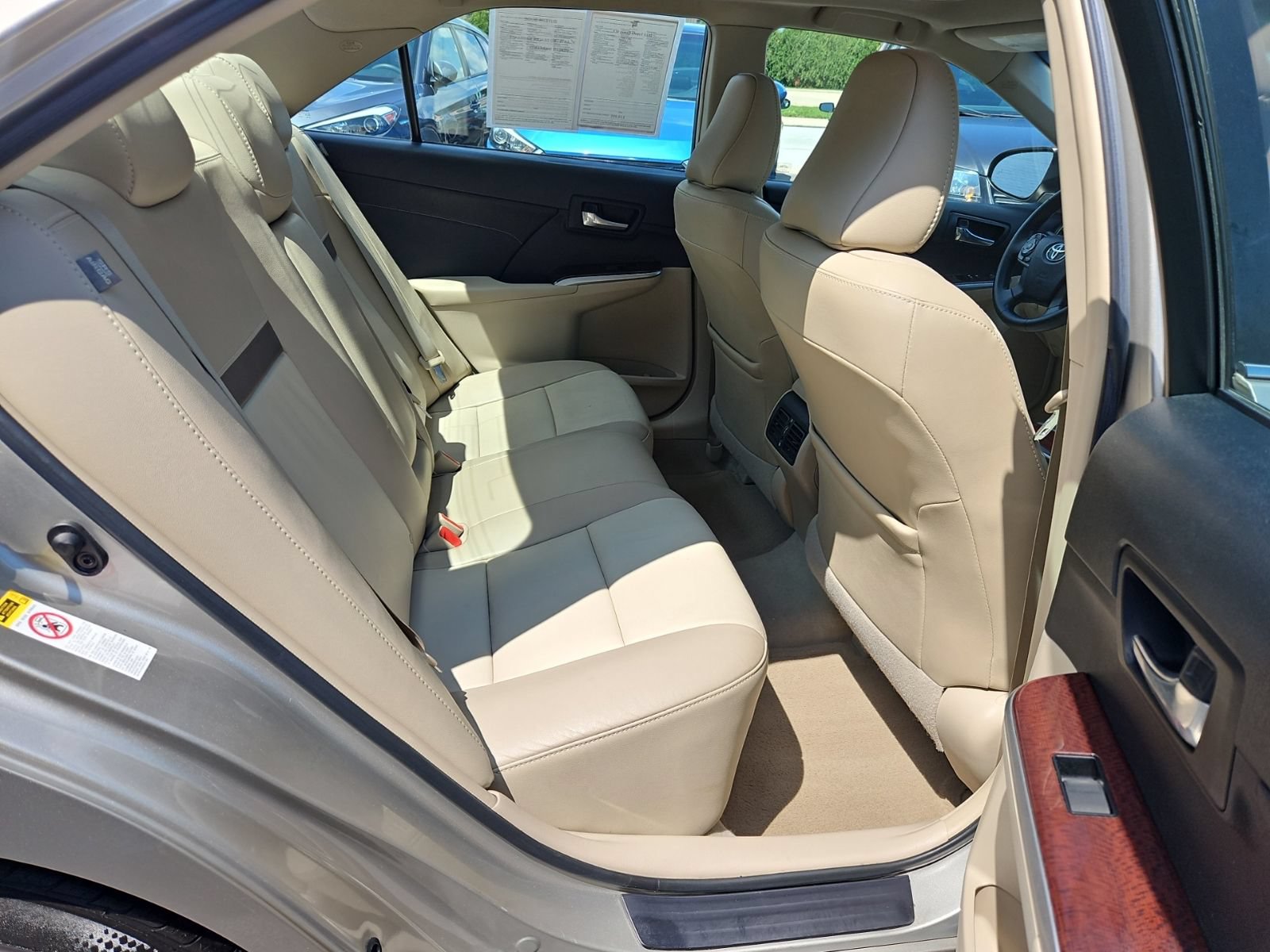 Used 2013 Toyota Camry XLE w/ Leather Pkg FWD image 17
