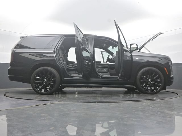 Certified 2026 Cadillac Escalade Platinum Sport w/ LPO, ONYX Package AWD/4WD image 61