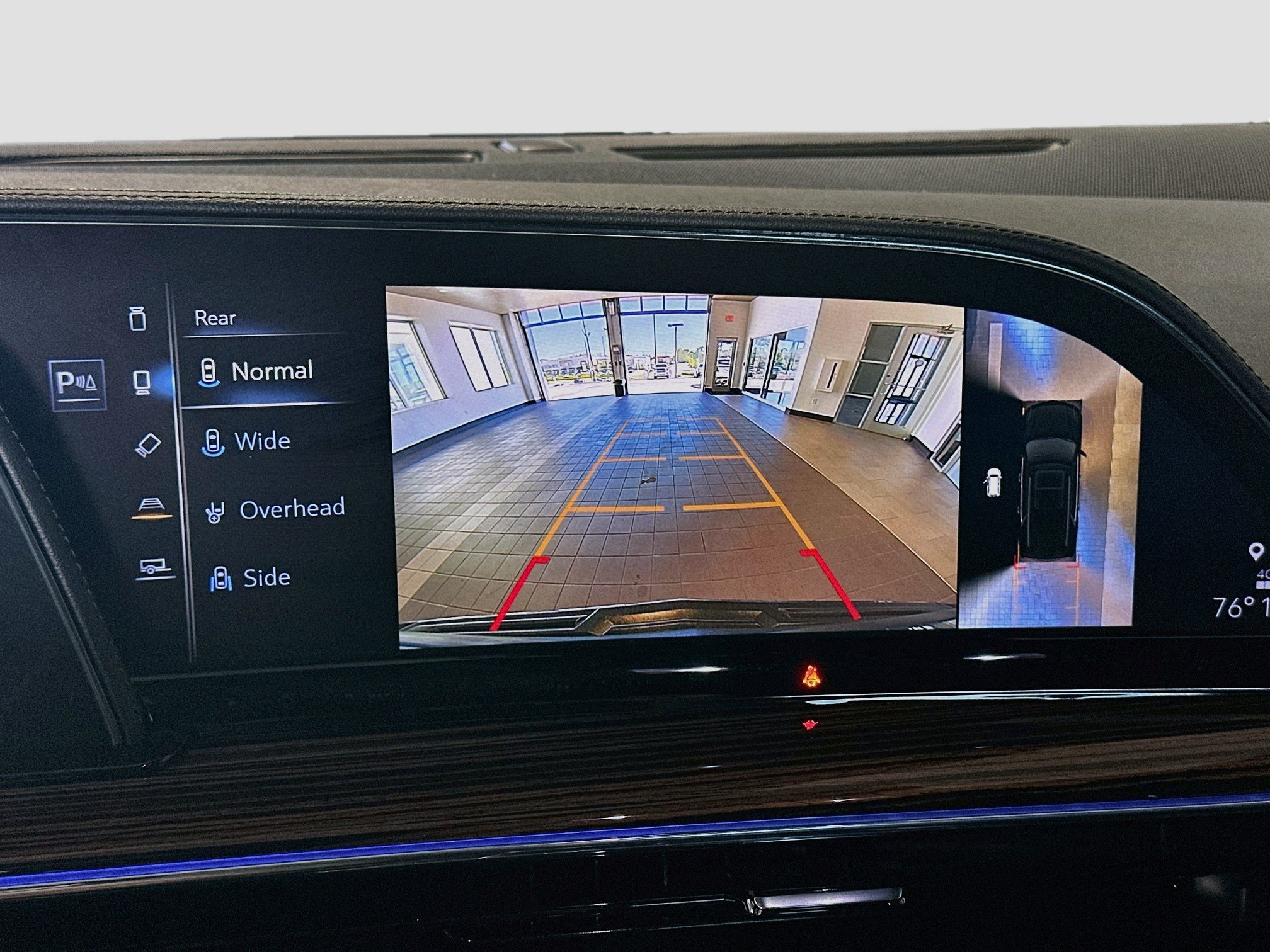 Certified 2024 Cadillac Escalade Premium Luxury AWD/4WD image 15