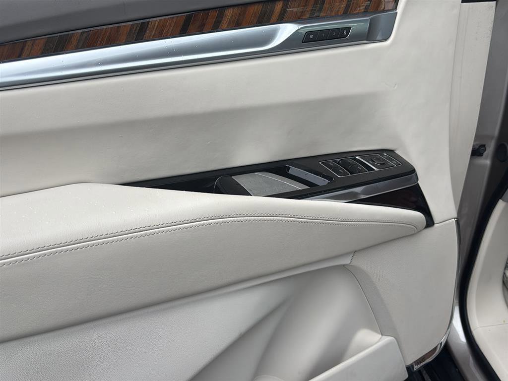 Used 2025 Cadillac Escalade Sport Platinum AWD/4WD image 8