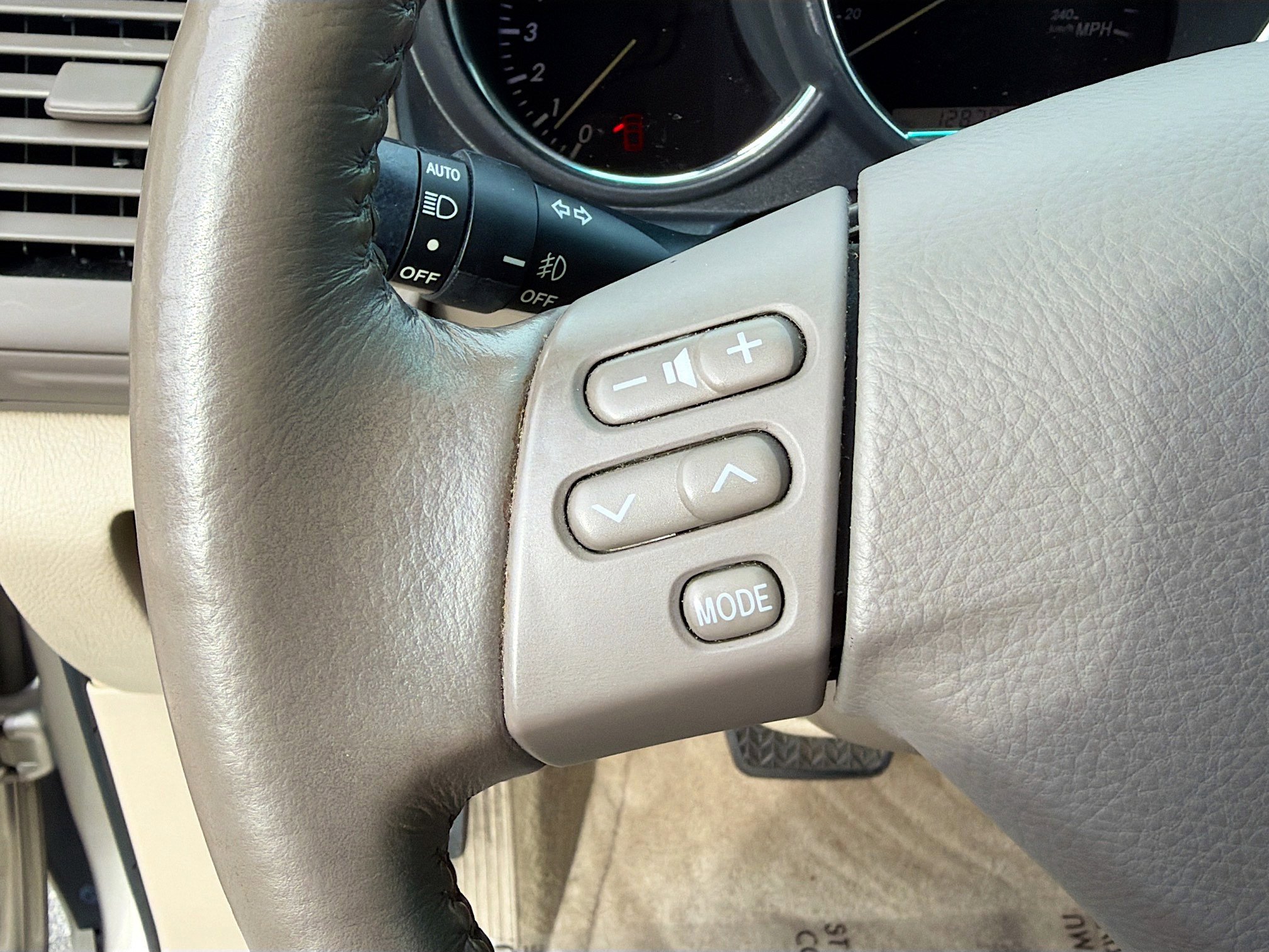 Used 2008 Lexus RX 350 2WD image 36