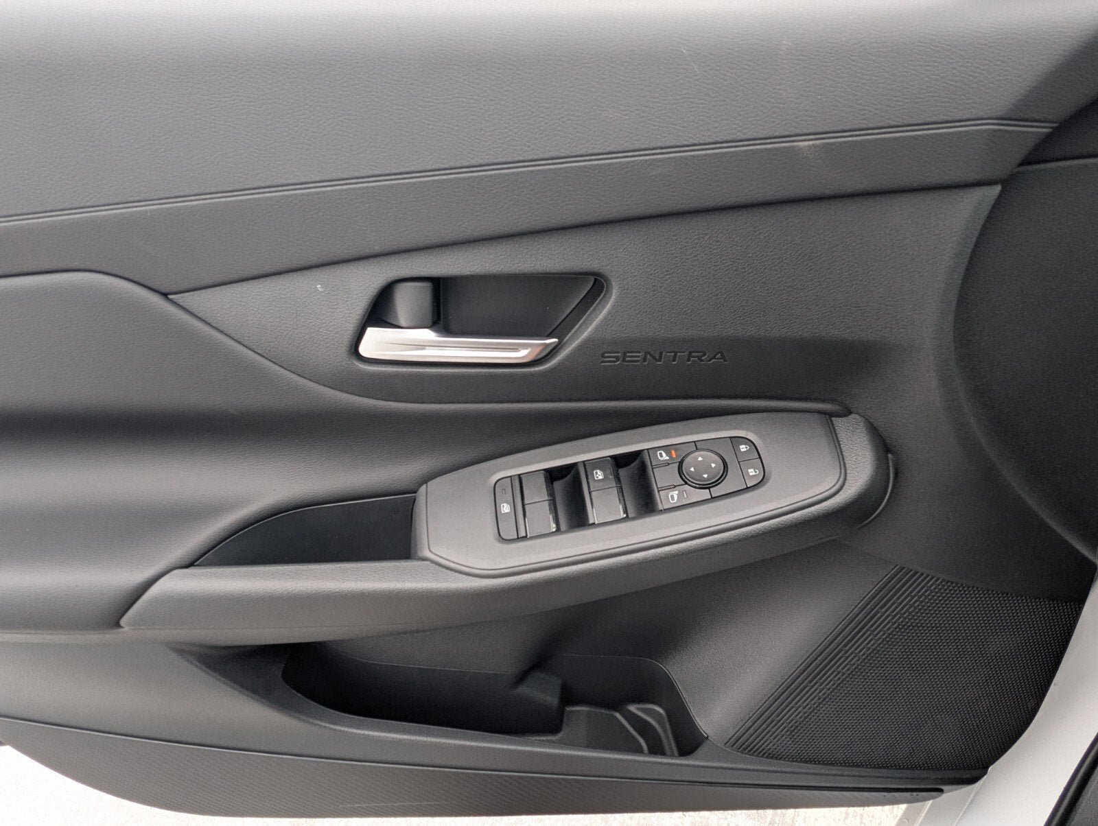 New 2026 Nissan Sentra SV w/ SV Convenience Package FWD image 13