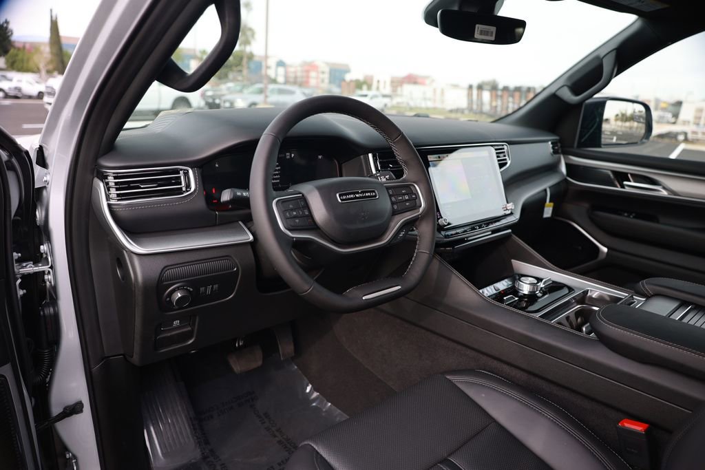 New 2026 Jeep Grand Wagoneer L Limited image 11