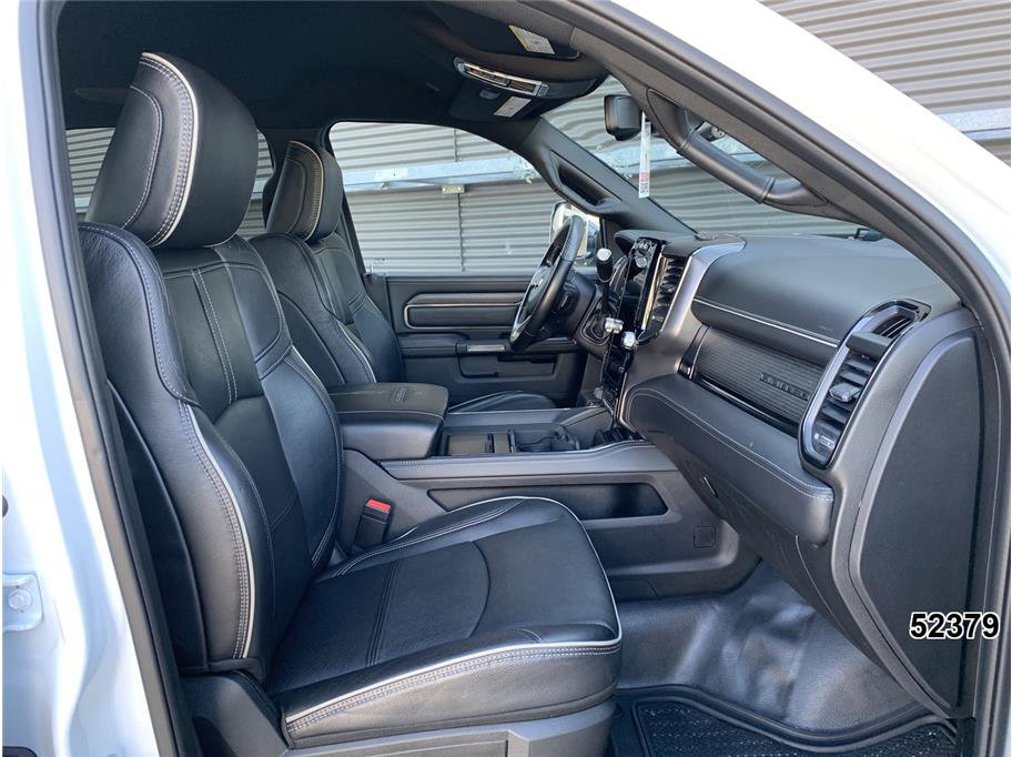 Used 2022 RAM 5500 4x4 Crew Cab image 23