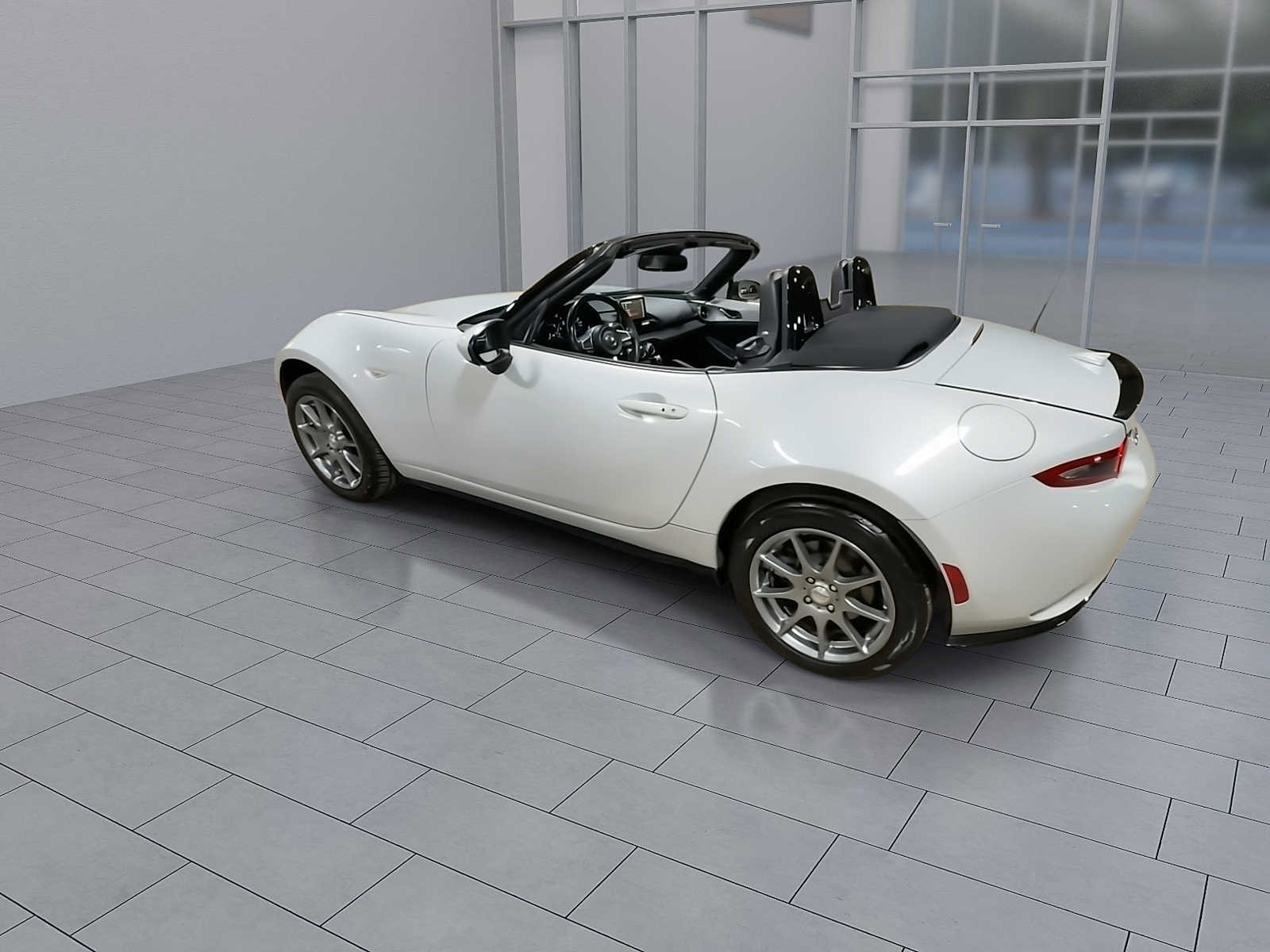 Used 2017 MAZDA MX-5 Miata Grand Touring w/ Appearance Package image 6
