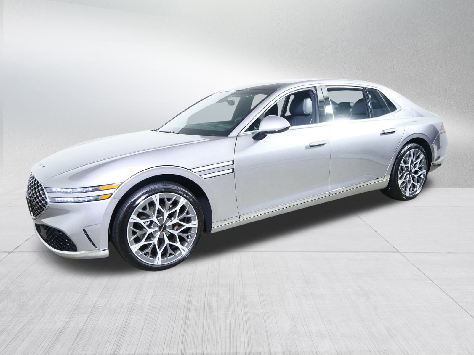 Certified 2025 Genesis G90 3.5T image 3