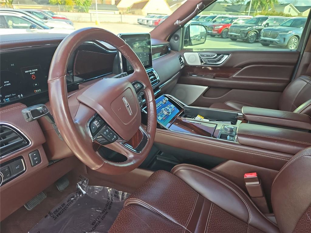 Used 2019 Lincoln Navigator Black Label w/ Cargo Package image 21
