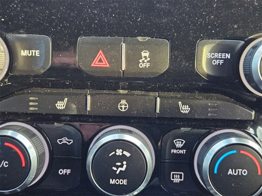 Certified 2020 RAM 3500 Big Horn w/ Night Edition image 32