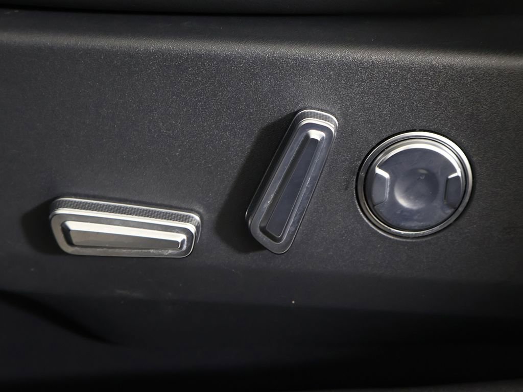 Used 2024 Lincoln Nautilus Premier w/ Equipment Group 102A AWD/4WD image 36