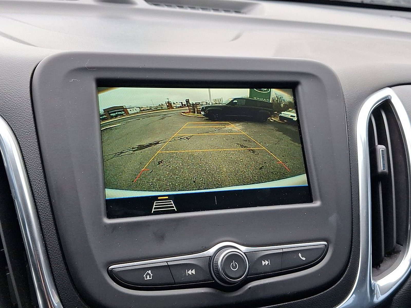 Used 2019 Chevrolet Equinox LT image 22