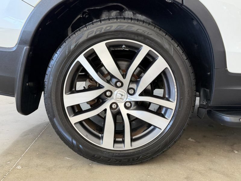 Used 2016 Honda Pilot Touring image 9