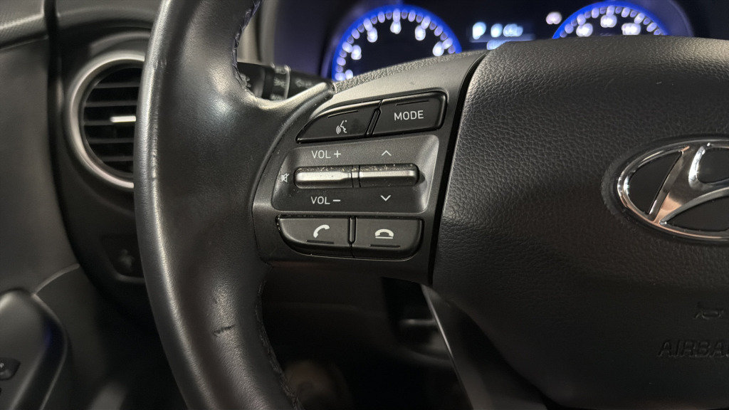 Used 2020 Hyundai Kona SEL FWD image 21