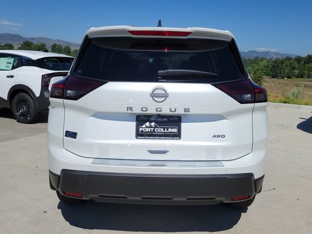 New 2026 Nissan Rogue SV w/ Cold Weather Package AWD/4WD image 9