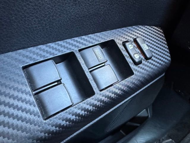 Used 2015 Toyota RAV4 LE image 28