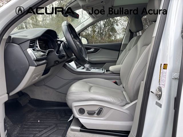 Used 2021 Audi Q7 3.0T Prestige image 1