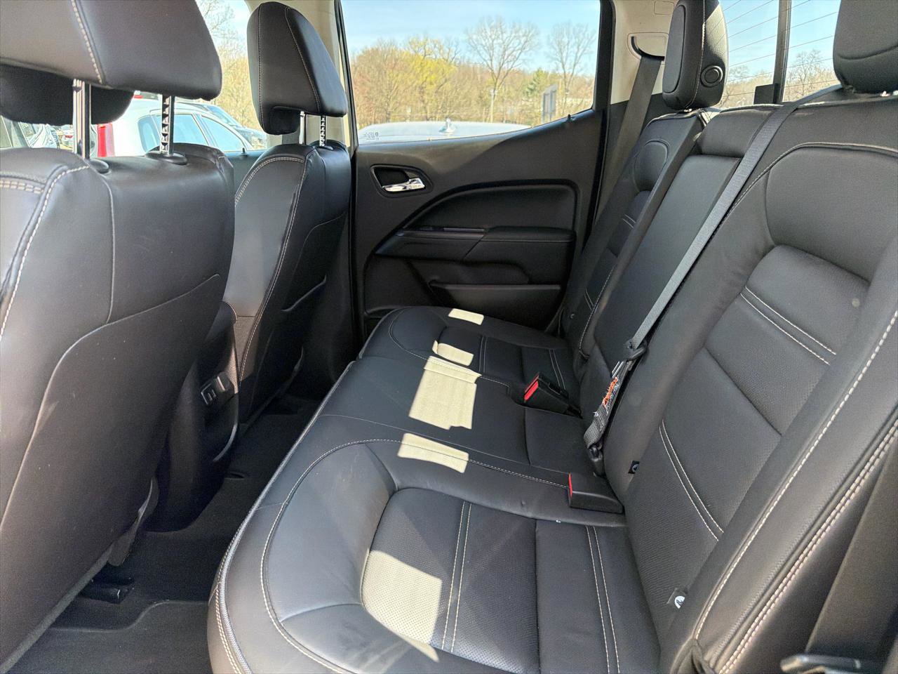 Used 2018 GMC Canyon Denali image 16