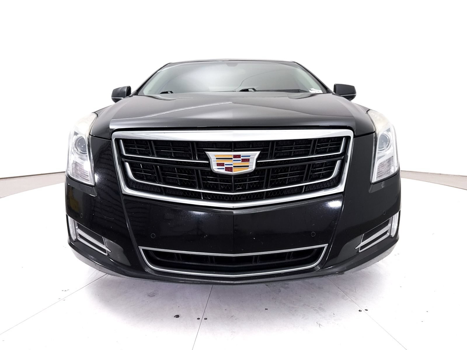 Used 2017 Cadillac XTS Luxury FWD image 8