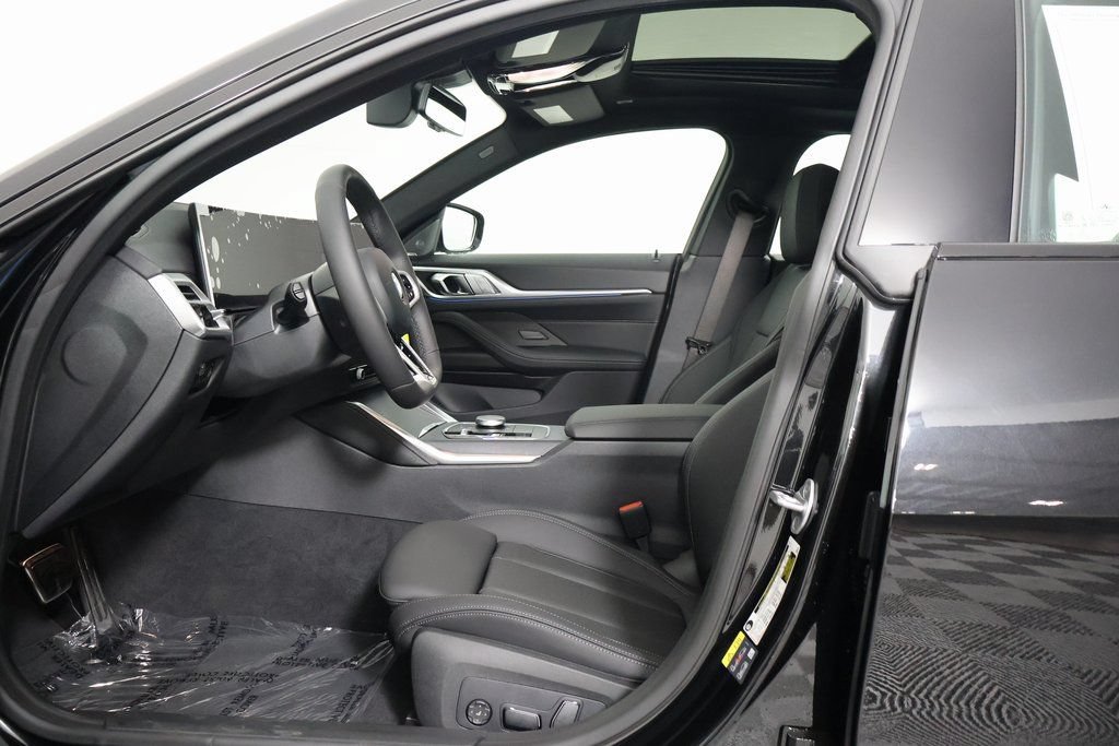 New 2026 BMW i4 eDrive40 w/ M Sport Package RWD image 5