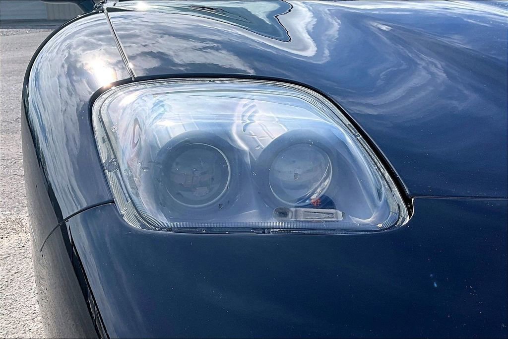 Used 2002 Chevrolet Corvette Base image 25