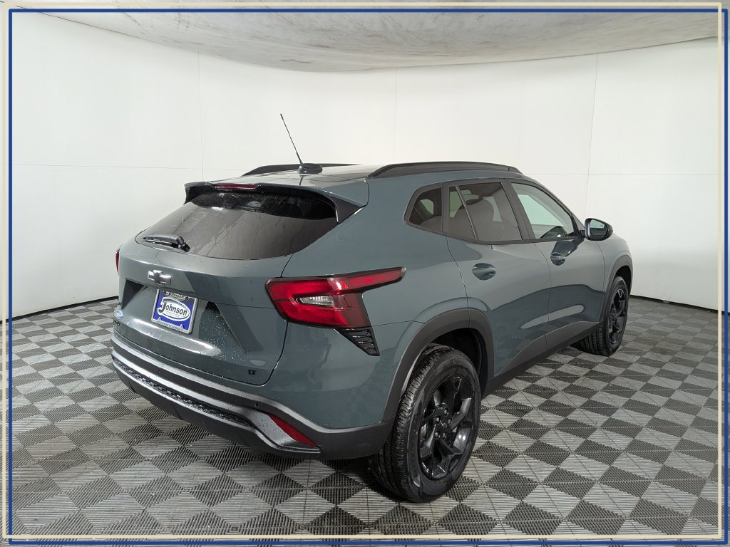 New 2026 Chevrolet Trax LT w/ Driver Confidence Package FWD image 7