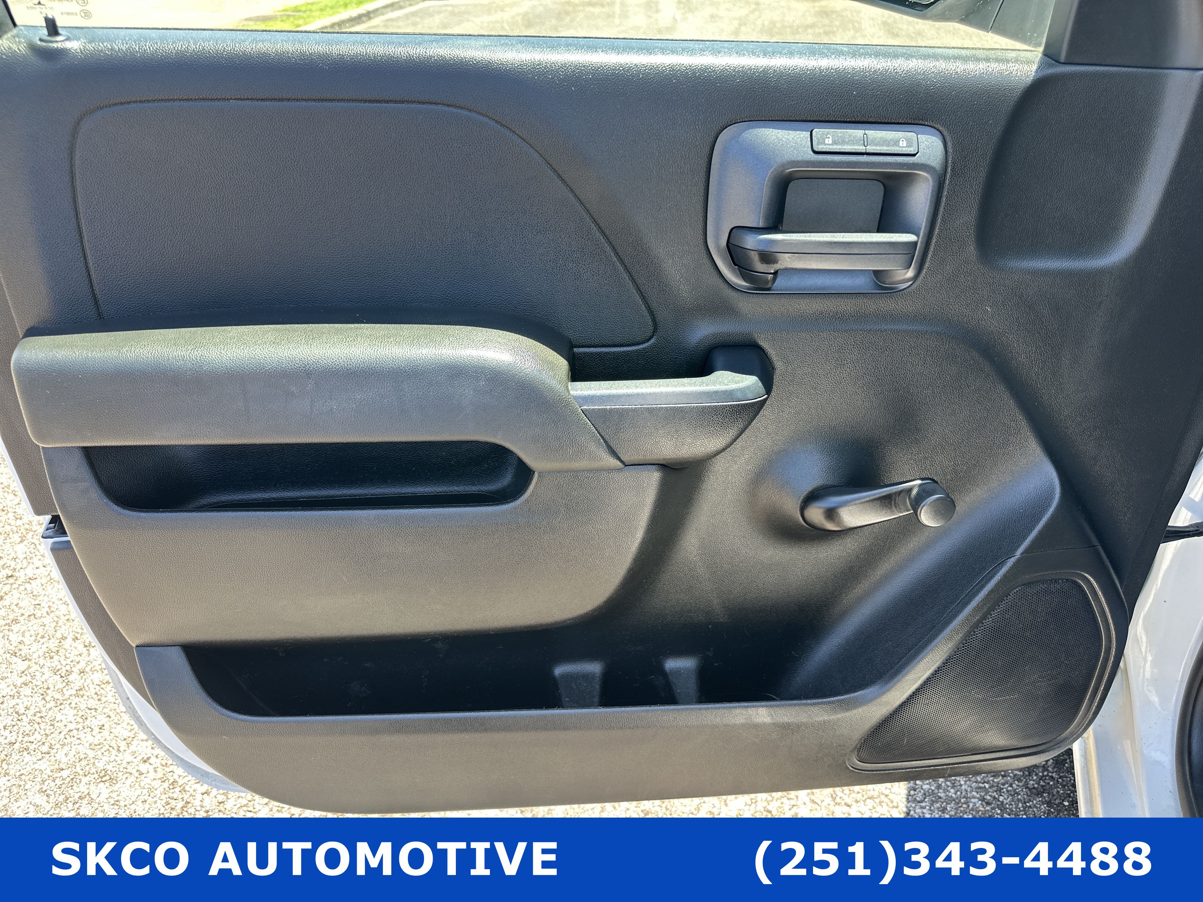 Used 2018 Chevrolet Silverado 1500 W/T w/ Trailering Package RWD image 12