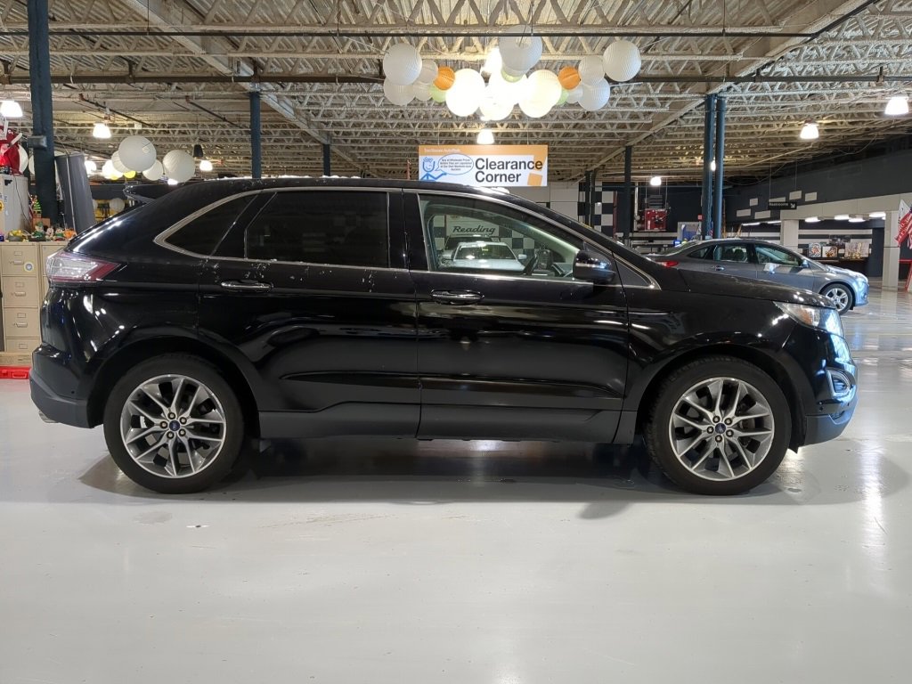 Used 2016 Ford Edge Titanium w/ Equipment Group 302A image 6