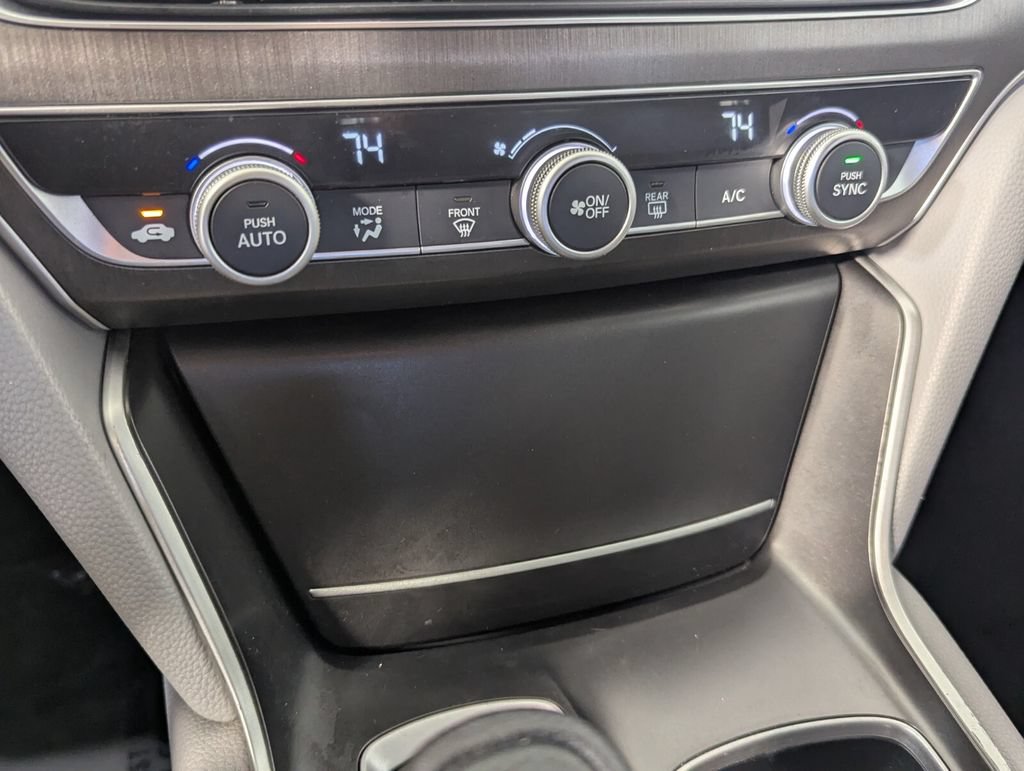 Used 2018 Honda Accord LX image 19