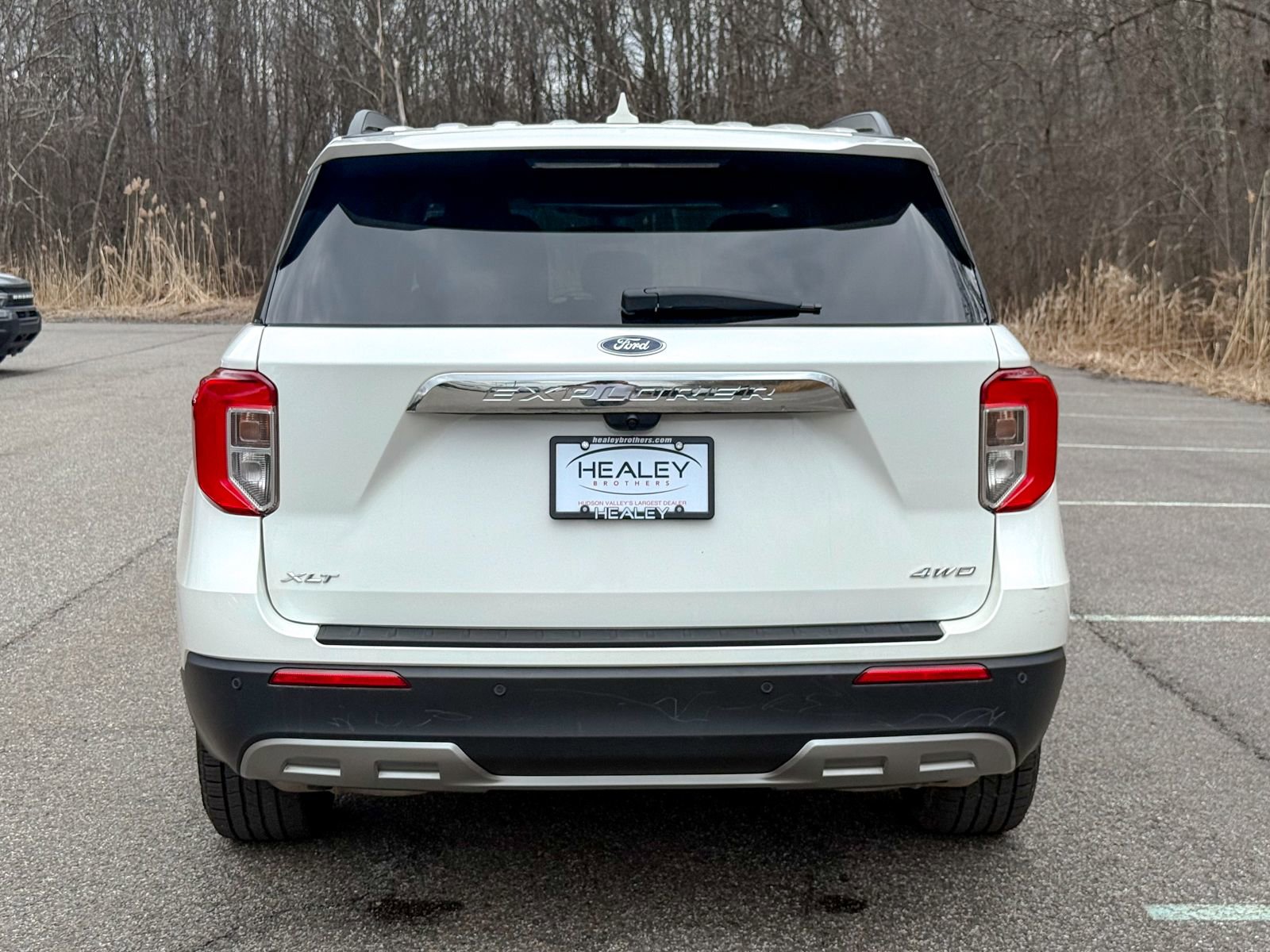 Certified 2023 Ford Explorer XLT w/ Equipment Group 202A image 5