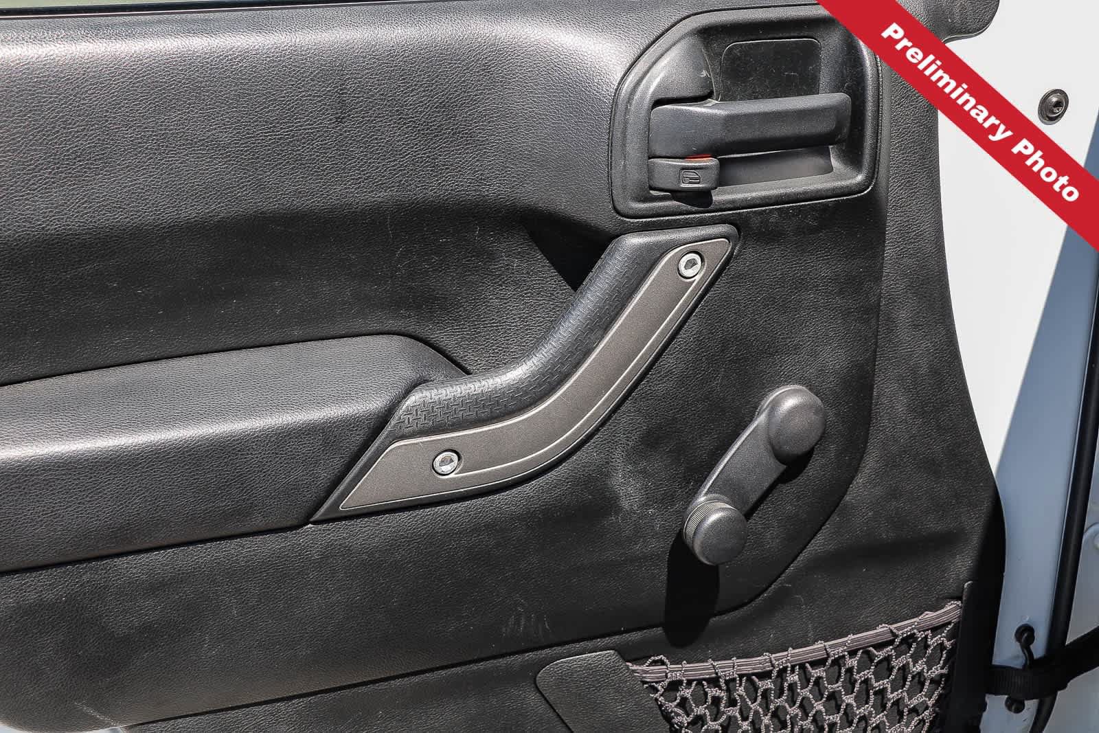 Used 2018 Jeep Wrangler Sport AWD/4WD image 15