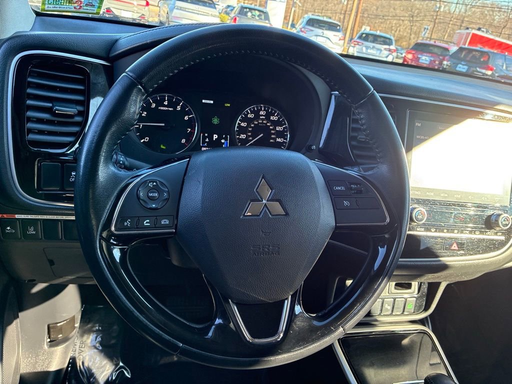 Used 2020 Mitsubishi Outlander SEL image 25