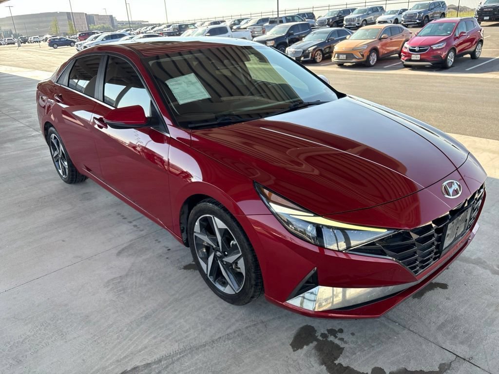 Used 2021 Hyundai Elantra Limited FWD image 9