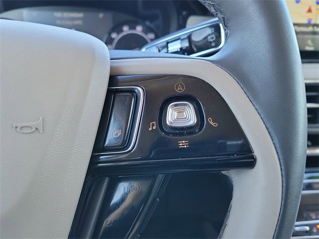 Used 2022 Lincoln Corsair FWD w/ Equipment Group 101A image 13