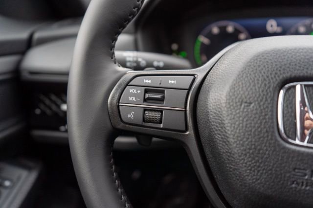 Used 2023 Honda Accord Sport image 19