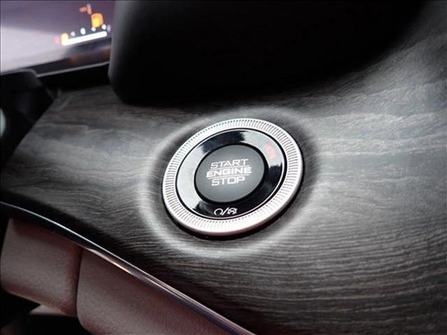 Used 2022 Jeep Grand Cherokee Overland image 23