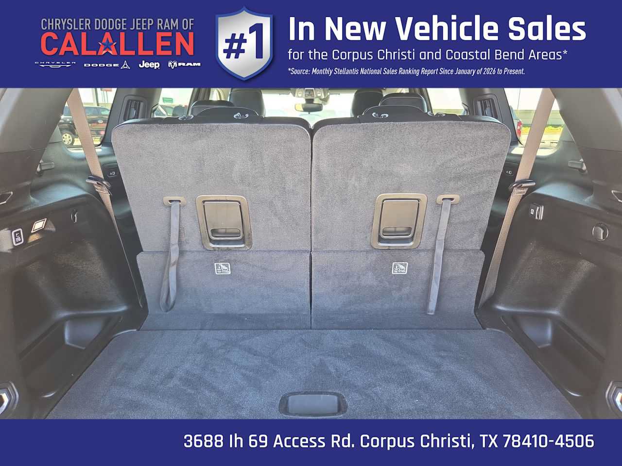 Used 2024 Jeep Grand Cherokee L Altitude AWD/4WD image 27