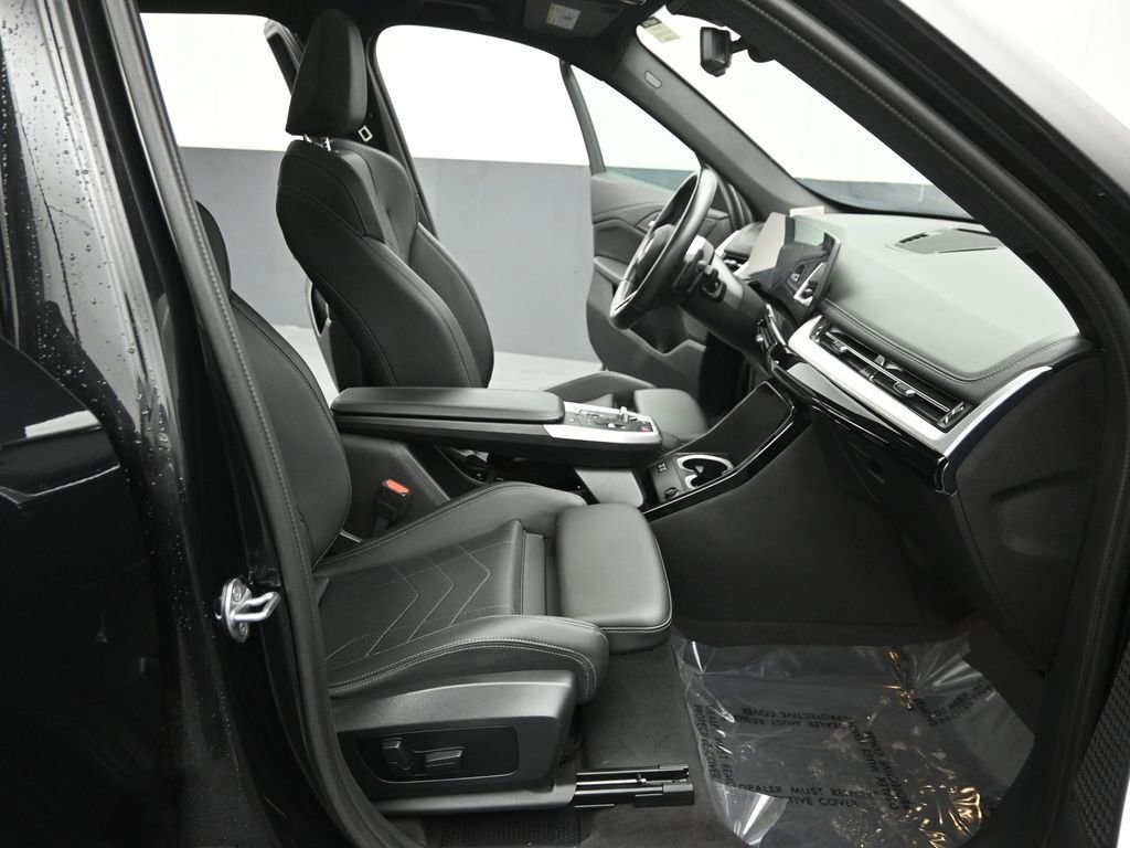 Used 2024 BMW X1 xDrive28i w/ M Sport Package image 30