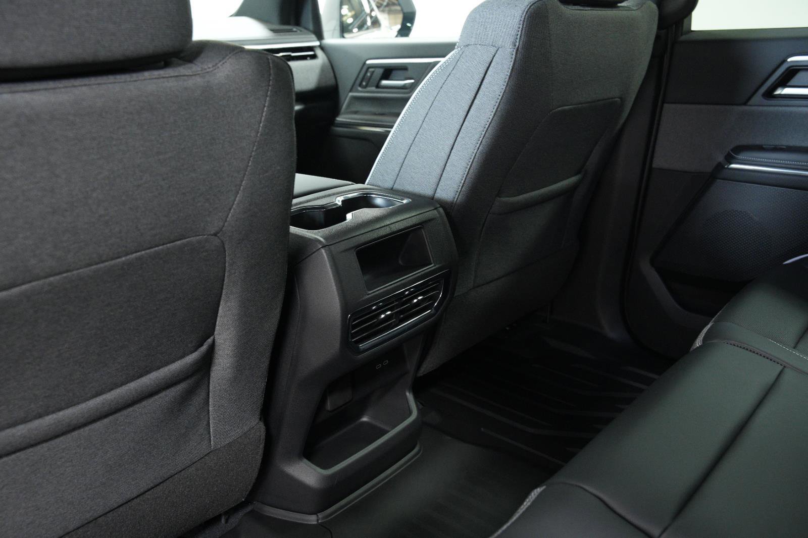 New 2026 GMC Sierra EV Elevation image 23