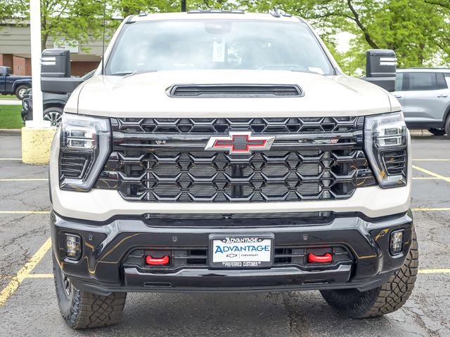 New 2026 Chevrolet Silverado 2500 ZR2 AWD/4WD image 5