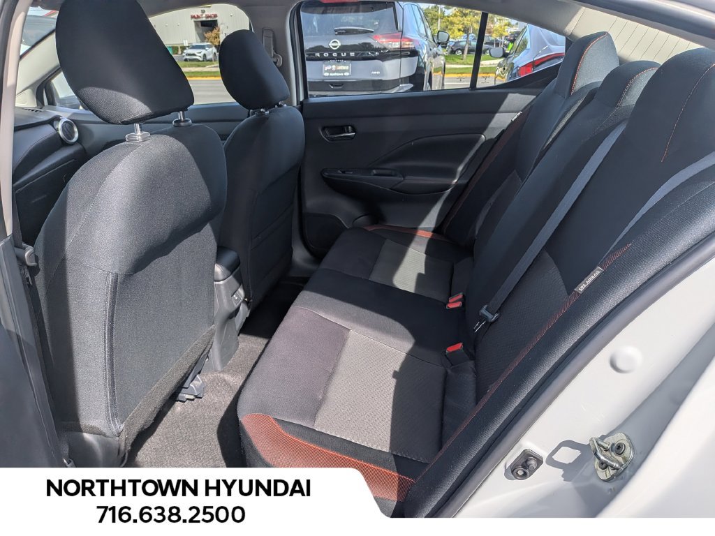 Used 2025 Nissan Versa SR FWD image 27