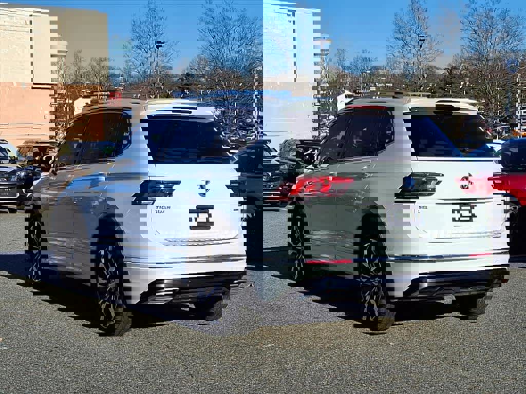 Used 2021 Volkswagen Tiguan SEL Premium R-Line w/ 3rd Row Seat Package image 3