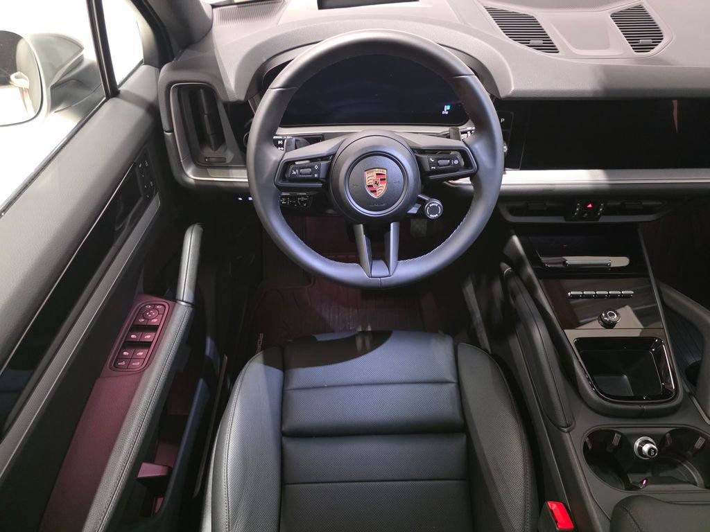 Certified 2026 Porsche Cayenne AWD/4WD image 18