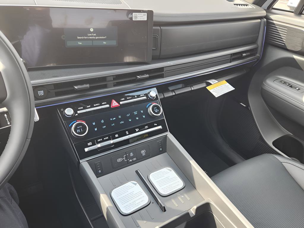 New 2026 Hyundai Santa Fe Calligraphy AWD/4WD image 17