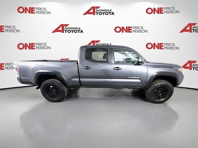 Used 2023 Toyota Tacoma TRD Off-Road w/ Technology Package AWD/4WD image 8