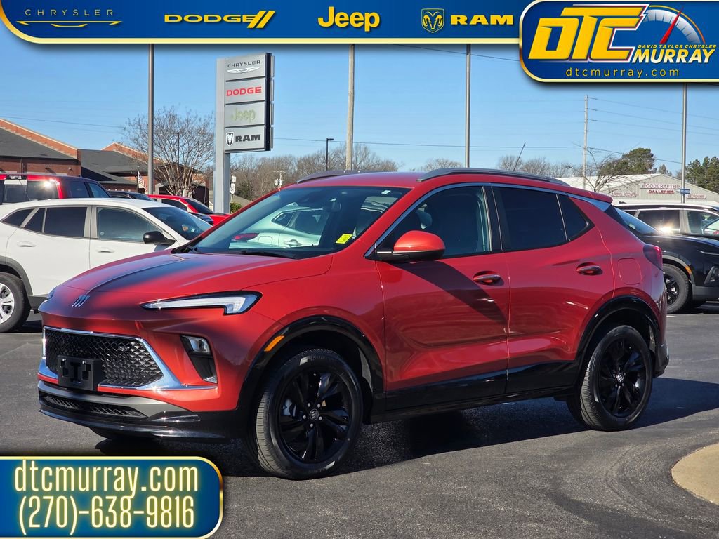 Used 2024 Buick Encore GX Sport Touring image 2